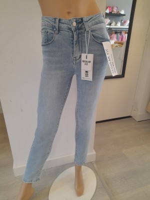 Jeans regular fit hello miss HM5250-2