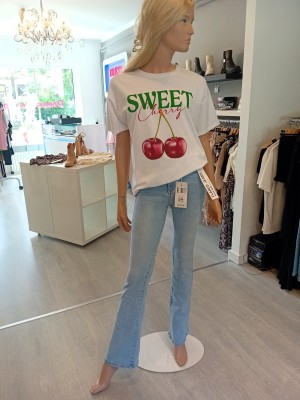 Oversized shirt sweet cherry F18313