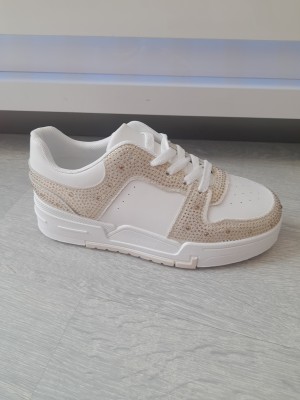Sneaker wit gold strass LS 670