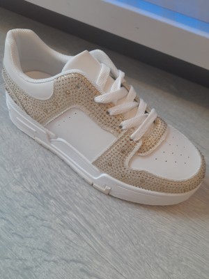 Sneaker wit gold strass LS 670